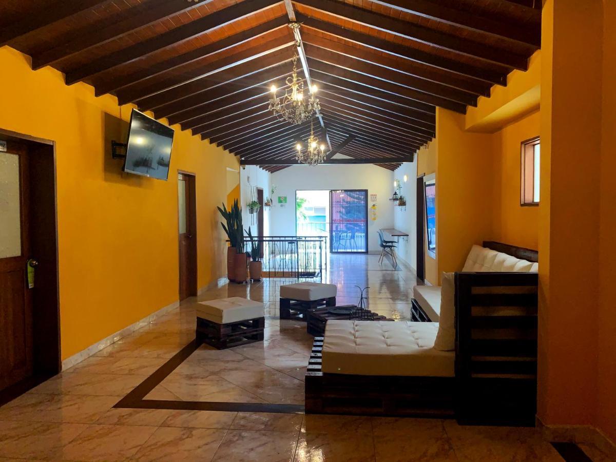 Hotel Porton Colonial Medellín Eksteriør billede