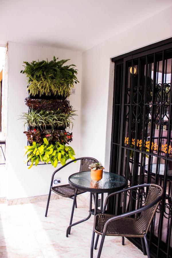 Hotel Porton Colonial Medellín Eksteriør billede